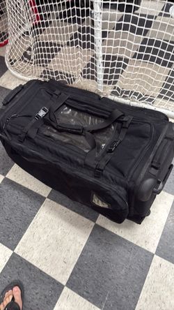 5.11 rolling duffle bag