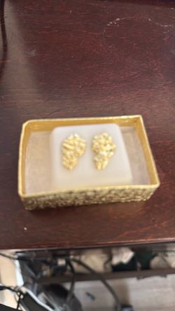 Golden nugget 14k