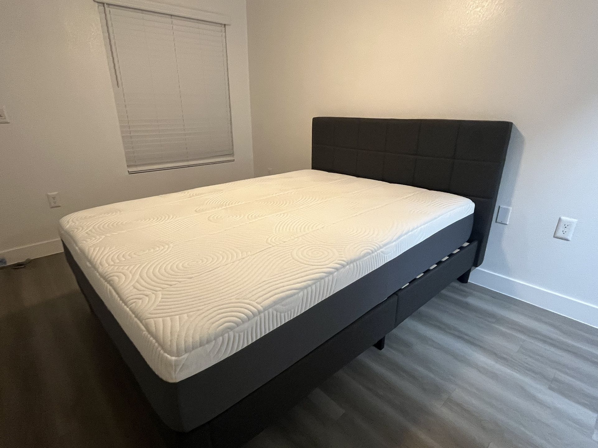 Queen Bed Frame And Mattress