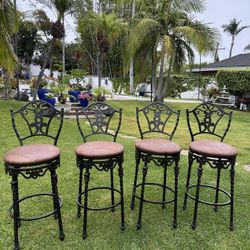 4 Leather Swivel Bat Stools