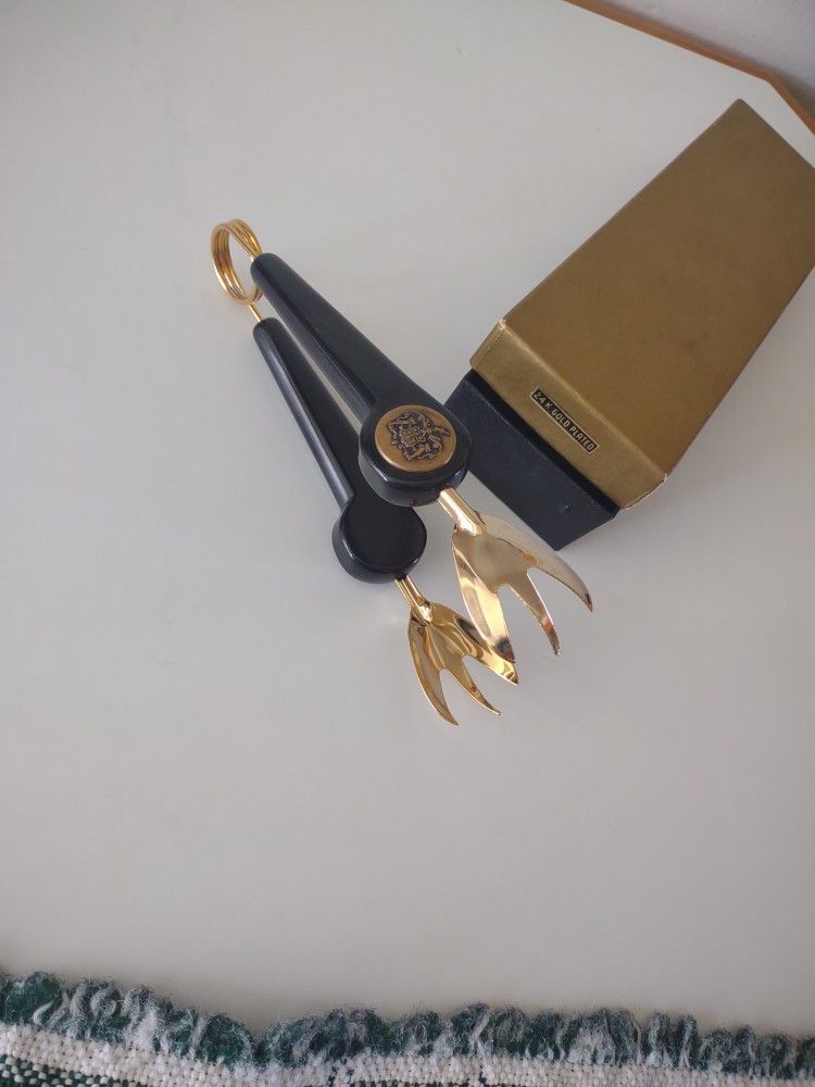 Tongs, gold-plated & new