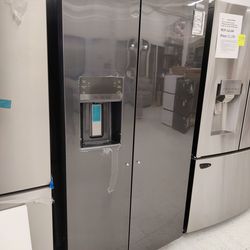 New Frigidaire
Gallery 36 in. 26 cu. ft. Standard Depth Side by Side Refrigerator in Smudge-Proof Bl