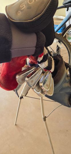 Golf clubs, bag