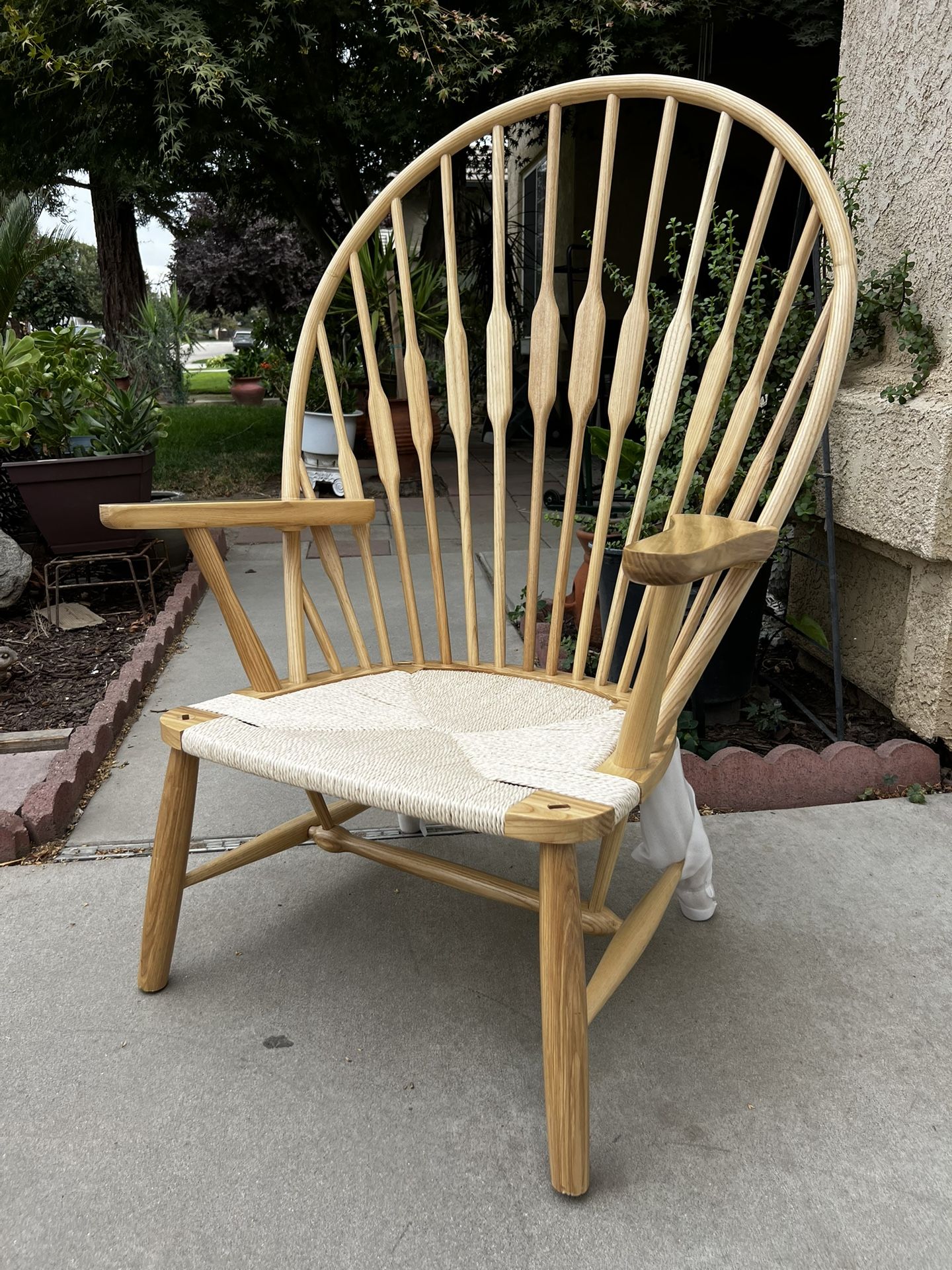 Large High Back πͺ. $189