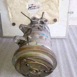 300ZX Nissan Z32 A/C Compressor *Parts*