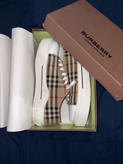 Burrberys/Red bottoms