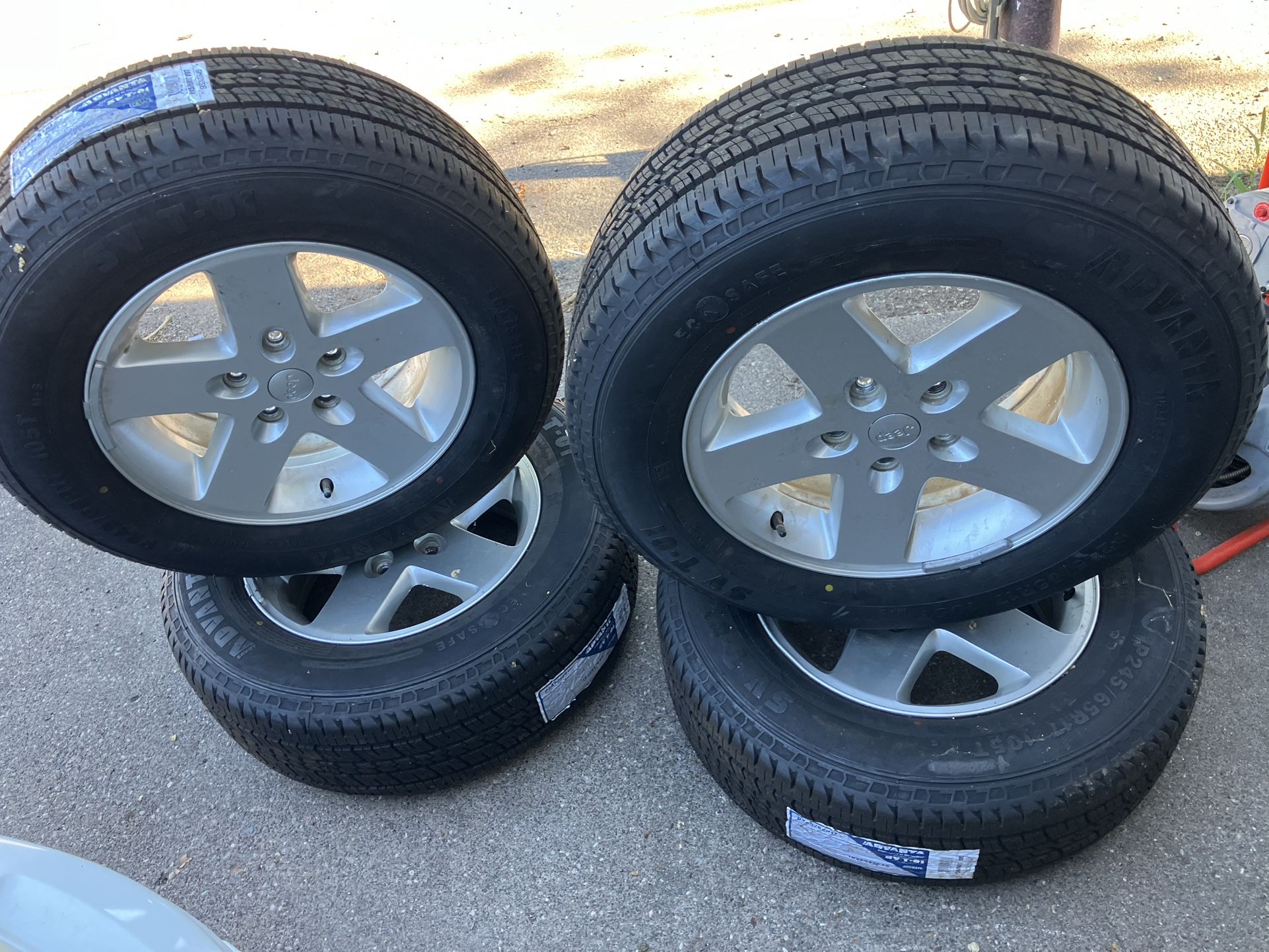 Car Tires 