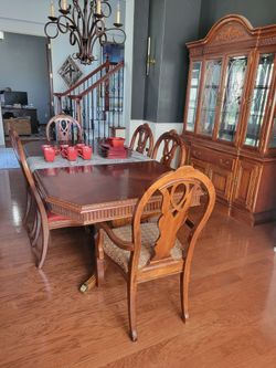 Formal Dining Room Set