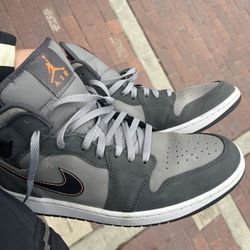 Jordan 1 DEADSTOCK SZ 13