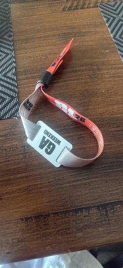 Rolling loud orlando ticket for SAT/SUN
