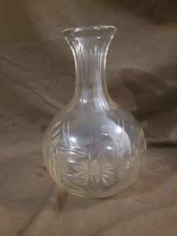 VTG Cut Crystal Glass Cut and Etched Vase