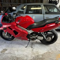 1998 HONDA VFR800cc 
