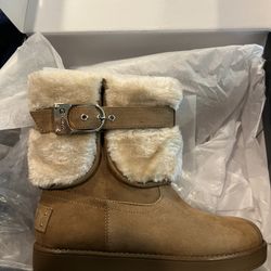 $60 Ladies Guess Boots Size 6m Brand New In Box Never Used