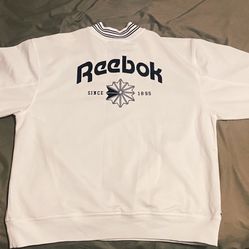 Old School, Reebok Pullover