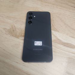 Samsung s23fe....128gb   Unlock any sim