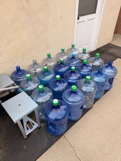 5 gallon water bottles