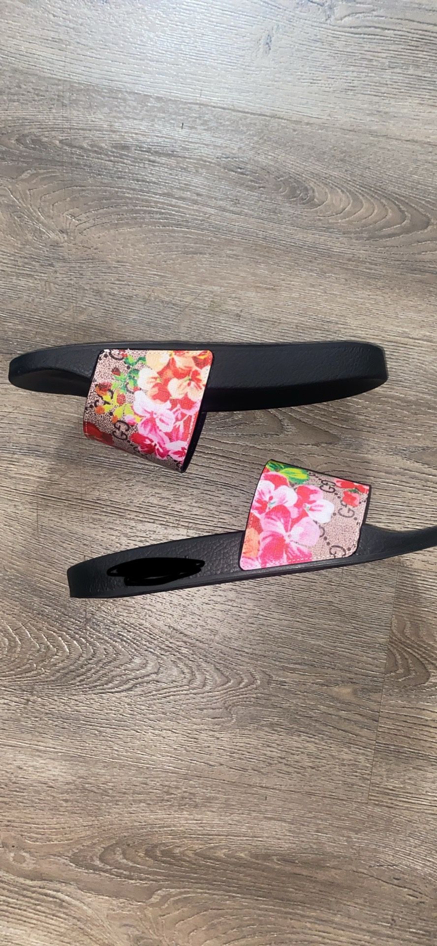 Gucci Slides For Lady’s