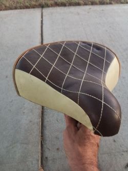 Bicycle seats