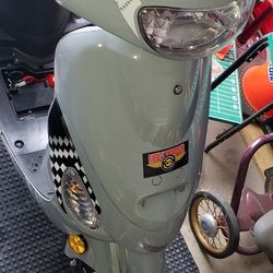 50 CC MOPED