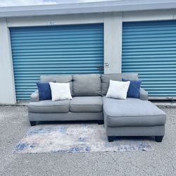 Gray Sectional Couch, Free Delivery!🚚 