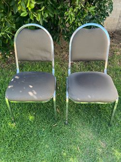 Set of 6 grey metal chairs
