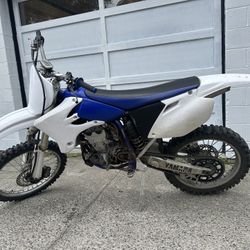 2007 YZ450F Dirtbike