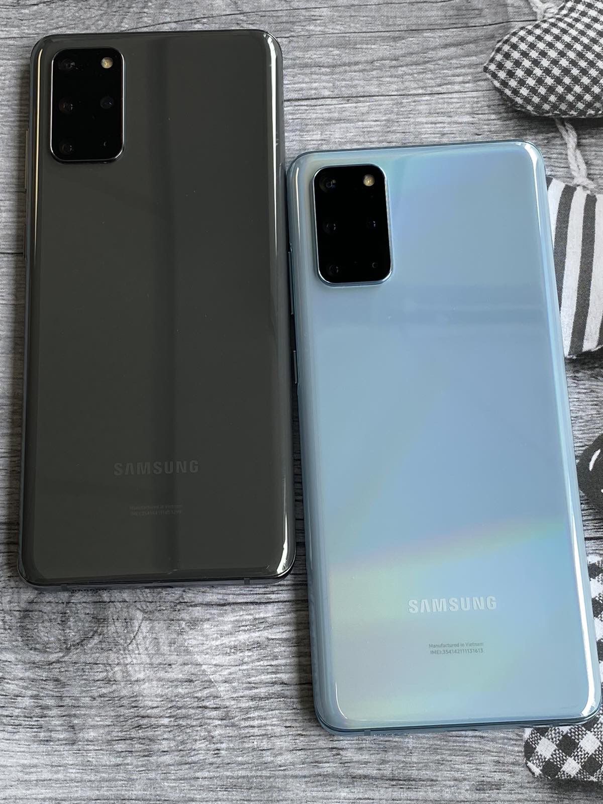 Samsung galaxy s20plus(5g)Unlocked Each