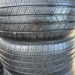 2 used tires 215/50r17 Michelin 🤑free installation ‼️