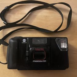Minolta 80’s Vintage Freedom 101 Focus Free 35 Mm Digital Camera