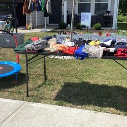 LIVINGSTON LAKES GARAGE SALE