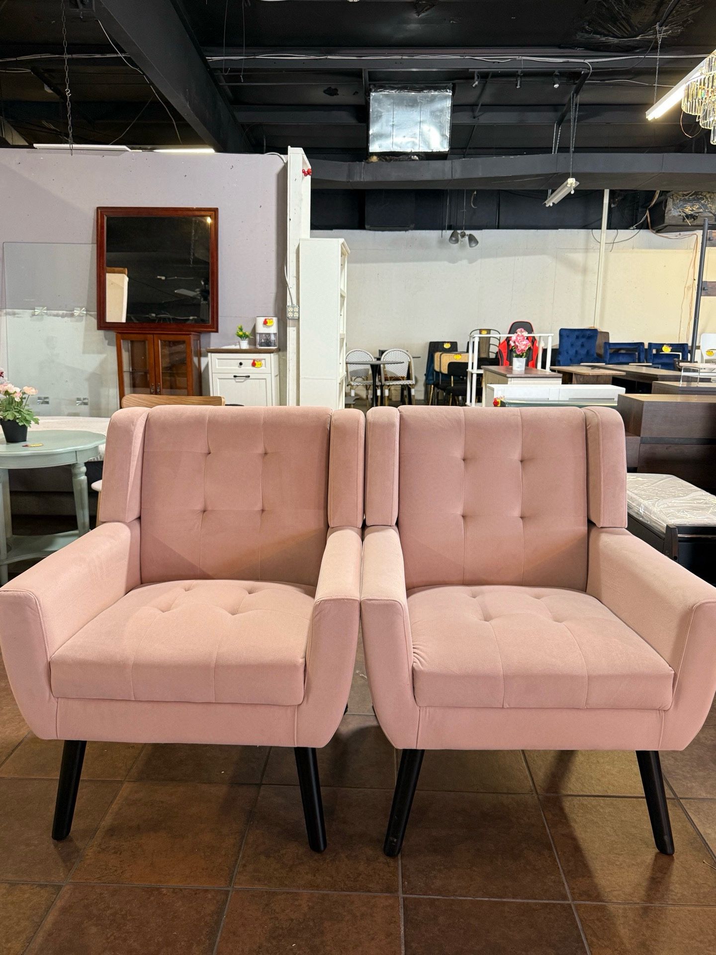 🔥Set of 2🔥Midcentury Modern Velvet Accent Chair with Arms, Upholstered Reading Side Chair Tufted Back Decorative Wingback Chair for Living Room Bedr