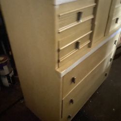 dresser solid wood 
