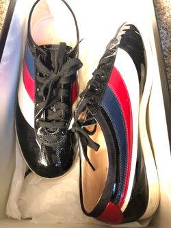 Gucci shoes fit mens 9 $300