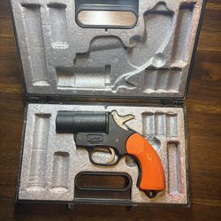 Flare Launcher / Flare Gun 