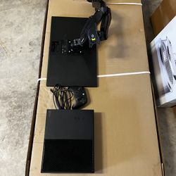 Xbox, Controller, Monitor + Mount
