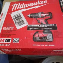 Milwaukee Drill 