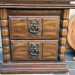 Free Vintage Solid Wood Bedroom 2 Drawer Nightstand & Matching Headboard 