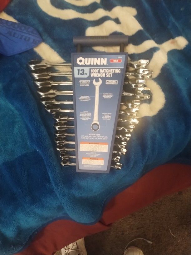 Quinn 13 PCs 100 Tooth Ratchet Wrench Set
