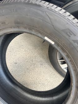 Good year tire  225/55R17 19 H