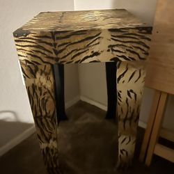 3 Animal Print Stackable End Tables $40 Each Or All 3 For $100