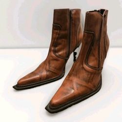 Vintage 90's Destroy Cognac Heeled Ankle Boots Sz 41 (Fits Like US 9.5)