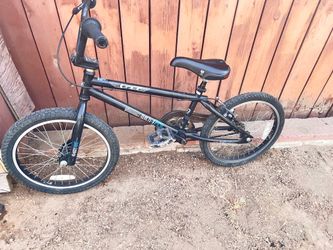 GT BMX BIKE 20”