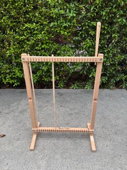 Melissa and Doug Weaving Loom
