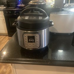 Instant Pot Multi Pressure Cooker