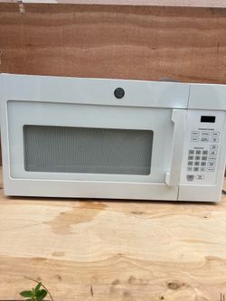 GE 1.6 Cu. Ft. Over-the-Range Microwave Oven. JVM3160DFWW