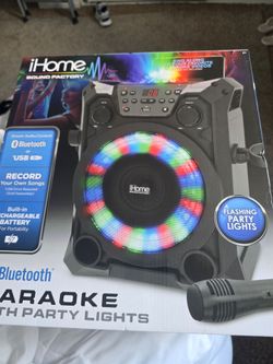 BLUETOOTH. KARAOKE  WHIT MICROPHONE