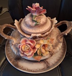 Capodimonte Soup Terrine
