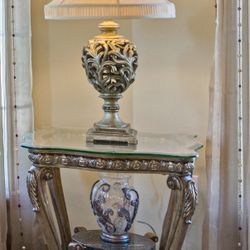 2 Side Tables And Console Table