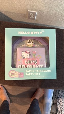 Hello Kitty Paper Tableware Set