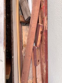 FREEMixed Scrap Wood Lumber Pieces